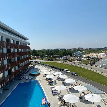 Paradiso 'в' 106 Private Cozy Апартаменты *