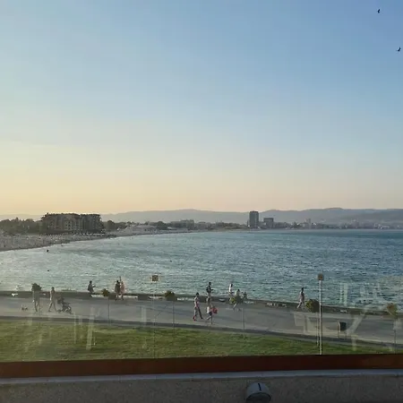 Paradiso 'в' 106 Private Cozy Апартаменты *
