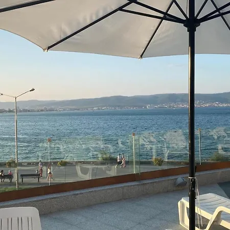 Paradiso 'в' 106 Private Cozy Apartment Nesebar